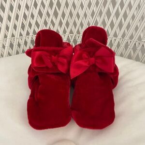 Robeez Holiday Bow Snap Booties Red